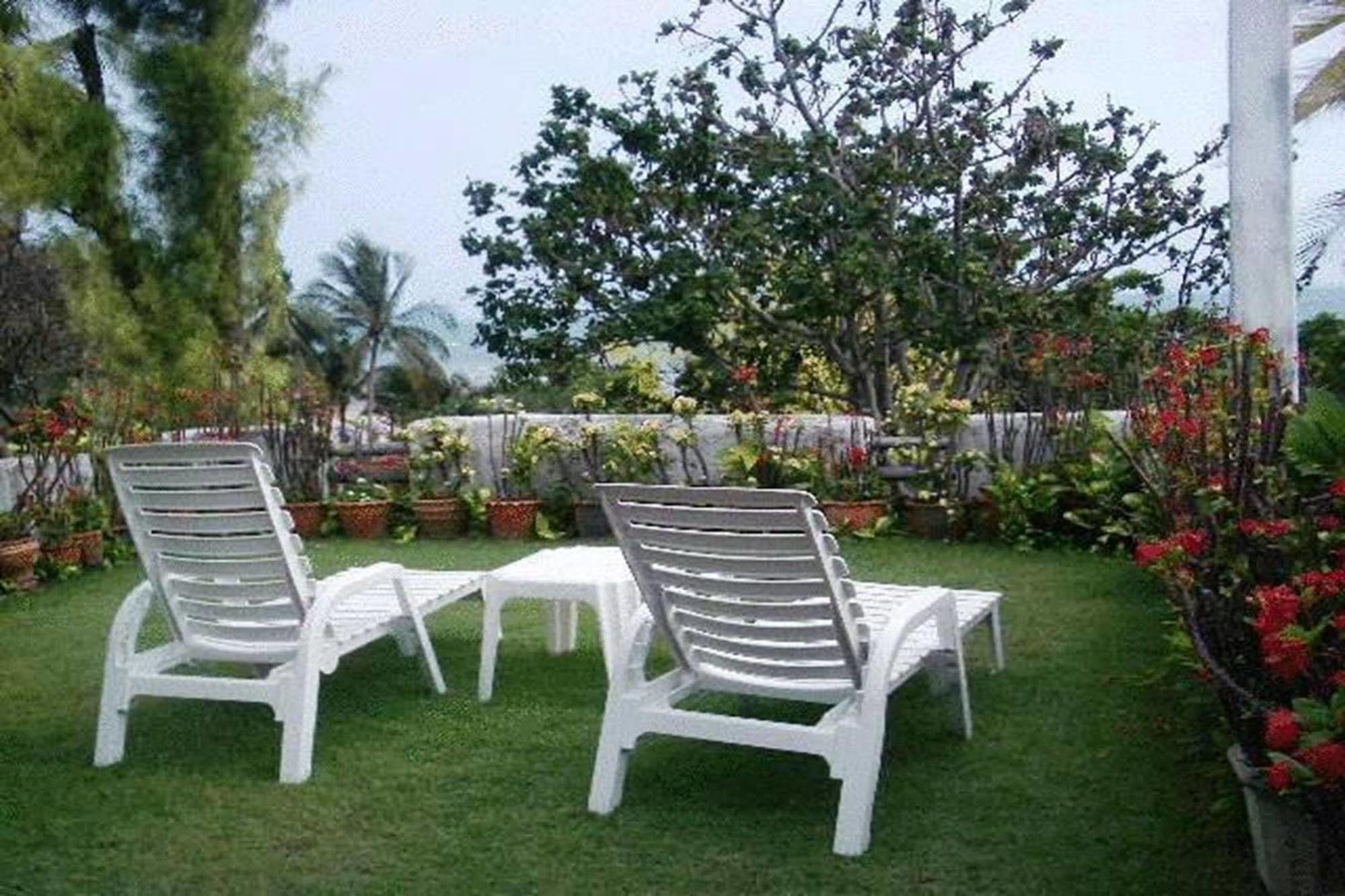 Momchailai Pattaya Retreat Exterior foto